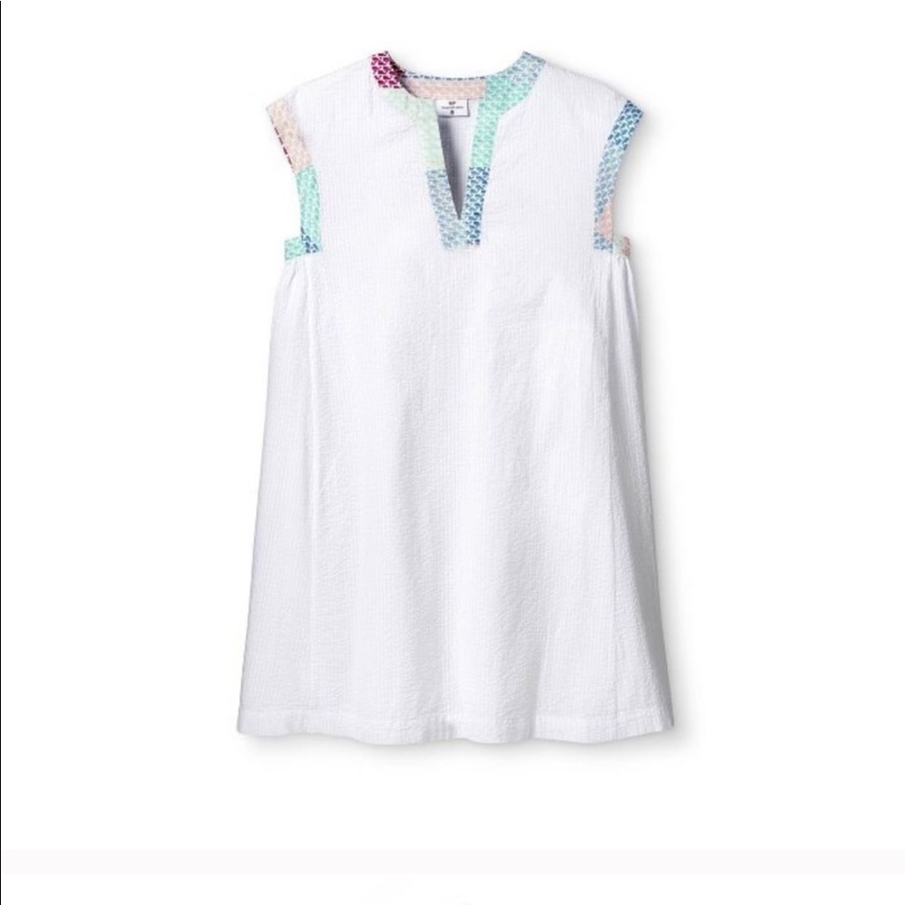 Vineyard vines for target coverup